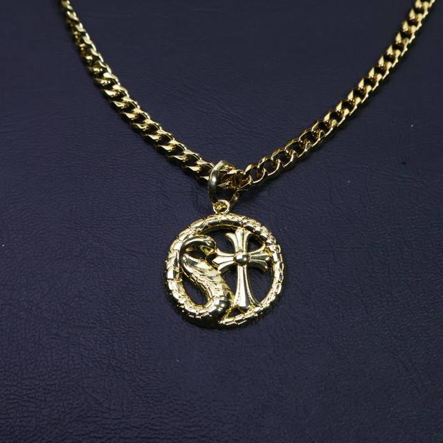 New Arrival] Croce Heart Necklace, Snake Pendant With Snake-Shaped Money-Turning