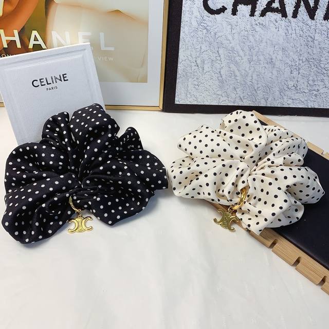A Celine Arc De Triomphe Hairband Polka Dot Silk Satin Logo Hairband - A Versati