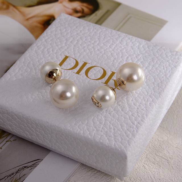 Dior New Dior New Earrings. The Metal Texture And Letter Design Are Perfect For