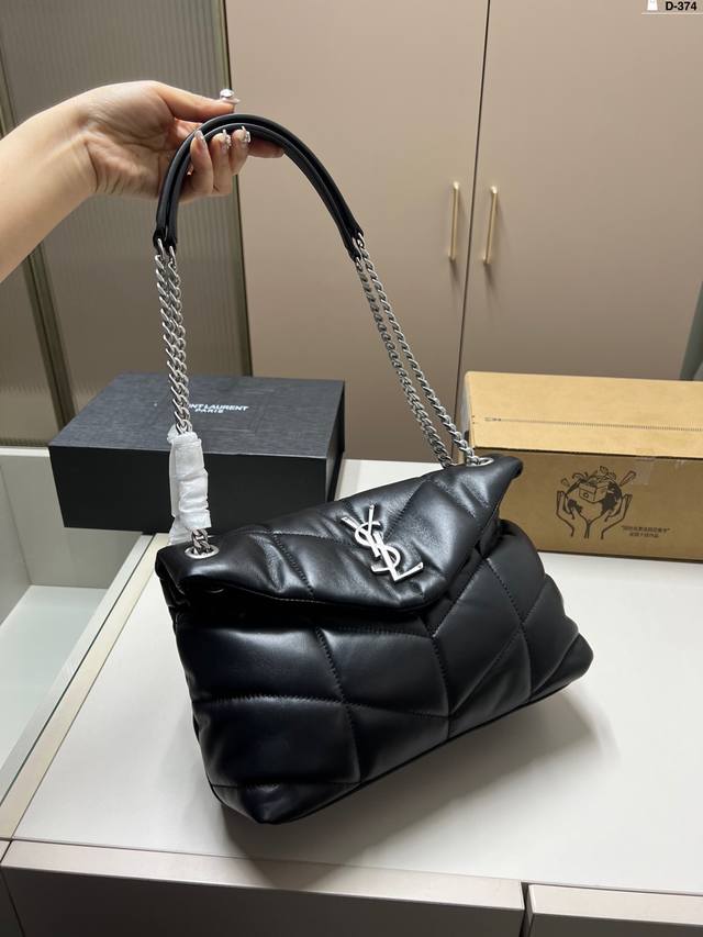 Big Ysl Saint Laurent Cloud Bag It Feels Like Embracing A Clou D D-374 Size 23 1 Big Ysl Saint Laurent Cloud Bag It Feels Like Embracing A Clou D D-374 Size 23 1