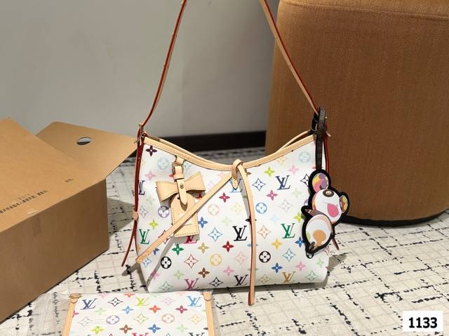 Takashi Murakami Co-Branded With Pendant Louis Vuitton Lv Carryall New Commuter Takashi Murakami Co-Branded With Pendant Louis Vuitton Lv Carryall New Commuter