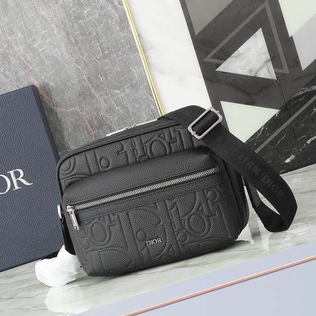 Rider 2.0 Zipper Messenger Bag Black Dior Gravity Print-Effect Leather And Black