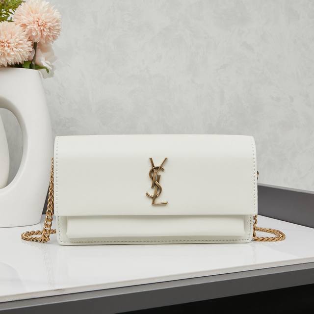 New Version With Box My Favorite Ysl Classic Chain Bag Girls, I Absolutely Must New Version With Box My Favorite Ysl Classic Chain Bag Girls, I Absolutely Must