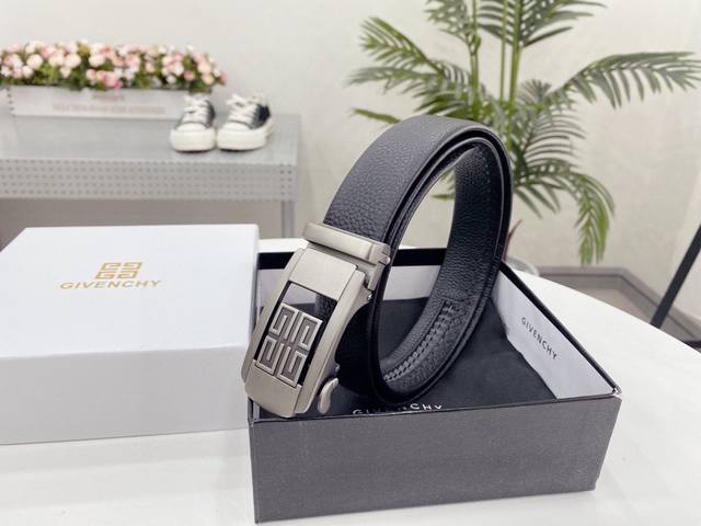 Givenchy Automatic Belt Slide Exclusive Real Shot Of The Whole Cowhide Hand-Stit Givenchy Automatic Belt Slide Exclusive Real Shot Of The Whole Cowhide Hand-Stit
