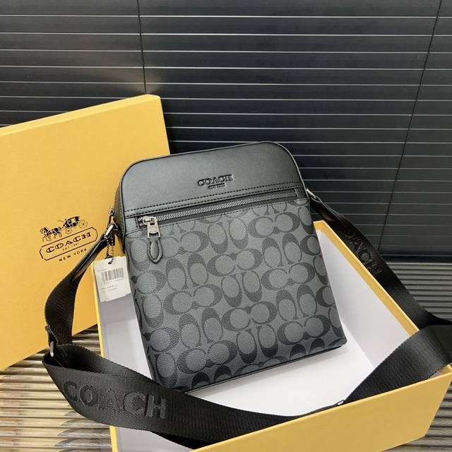 coach Coach Houston Pilot Handbag Men's Messenger Bag Shoulder Crossbody Bag