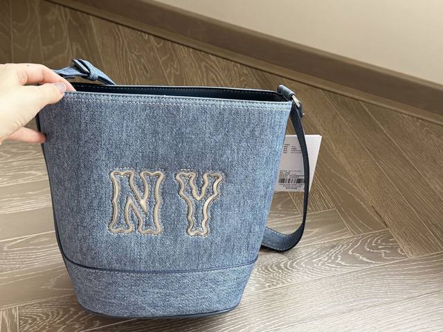 Without Box Size 24*19Cm Mlb Tote Bucket New Product New Product New Product Is