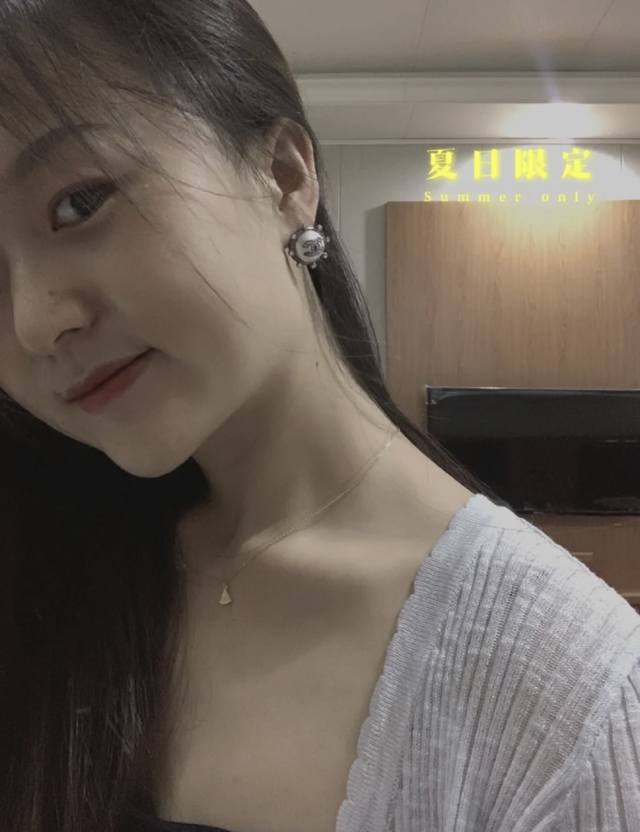 We Produce Zp4940 Large Quantity Consultation Fu Fragrance Round Pearl Earrings We Produce Zp4940 Large Quantity Consultation Fu Fragrance Round Pearl Earrings