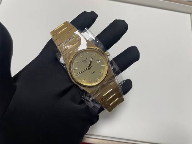 配盒 支持香港 美国直邮 天梭 Tissot 经典系列系列 超级玩家X 39.50Mm X 40 Mm 黄金D镀层316L精钢表壳 瑞士制造石英机芯 男士 T1