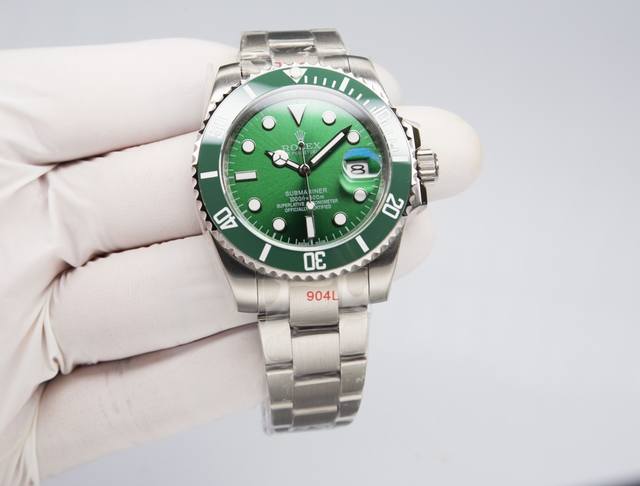 Platinum 20. Rolex People's Version Of The Submariner Is Made Of 316L Stainless Platinum 20. Rolex People's Version Of The Submariner Is Made Of 316L Stainless