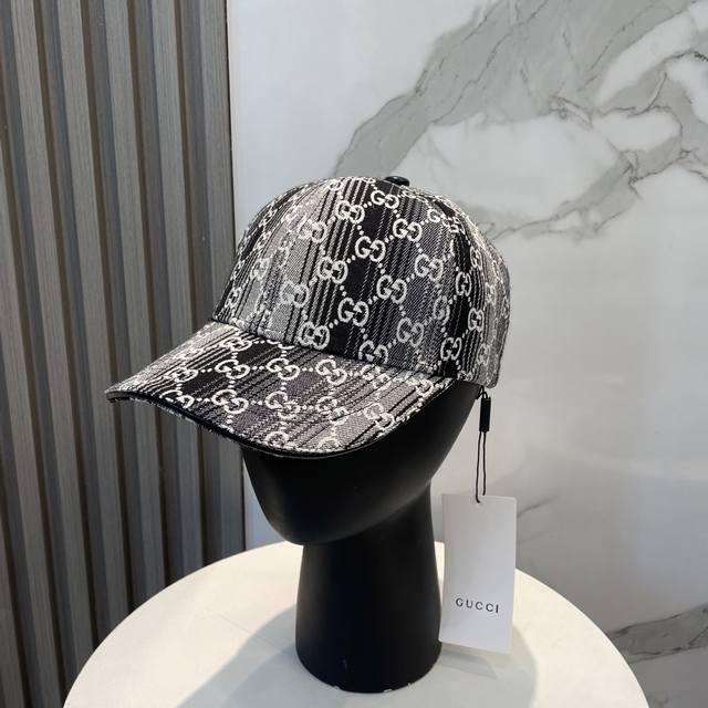 gucci 2025 New Jacquard Baseball Cap, Very Trendy, Casual Sports Style, Class gucci 2025 New Jacquard Baseball Cap, Very Trendy, Casual Sports Style, Class