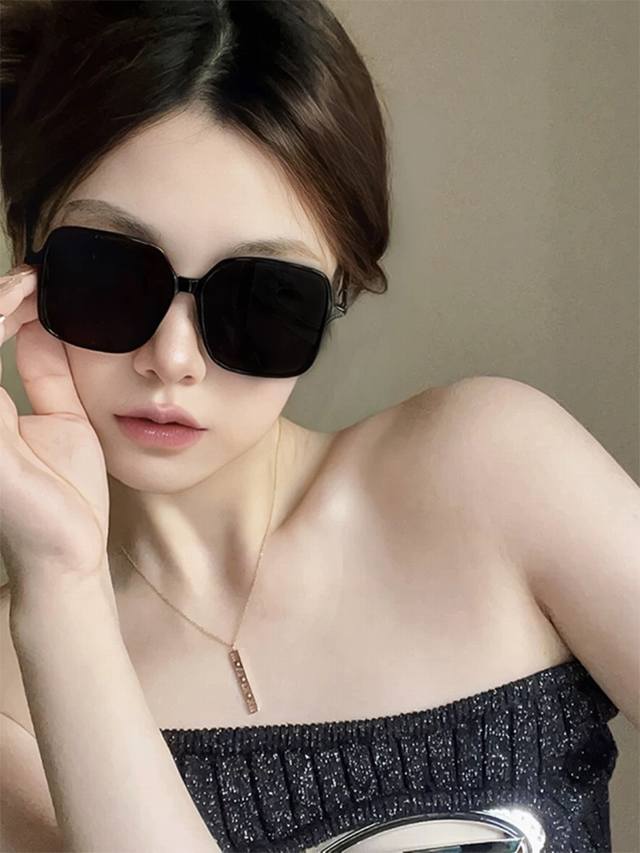 gucci Gucci Gg Round Frame Sunglasses Perfect Quality Unique Design Suitable gucci Gucci Gg Round Frame Sunglasses Perfect Quality Unique Design Suitable
