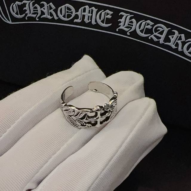 Counter quality Chrome Hearts classic retro cross open ring with concave and con