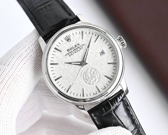 White case and gold case 1040 The store's hot-selling model is the Rolex Lucky P White case and gold case 1040 The store's hot-selling model is the Rolex Lucky P