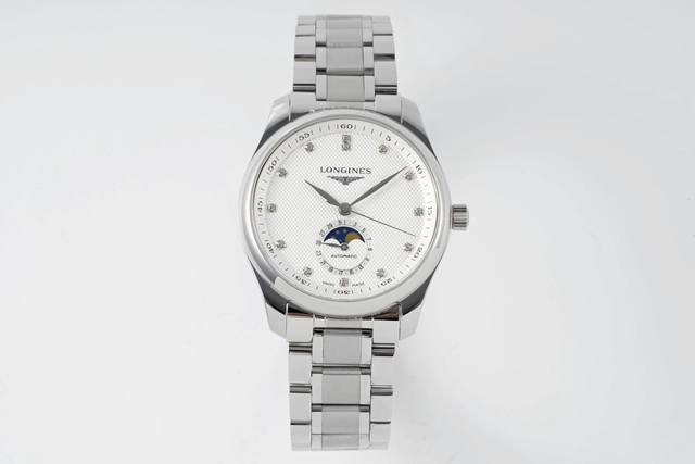 As New upgraded moon phase watch, new customized integrated L899.5 synchronized