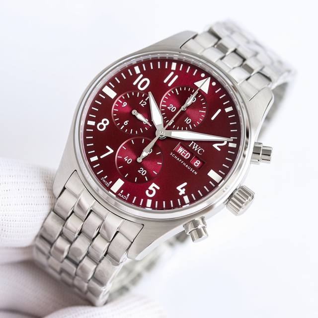 IWC IWC Pilot's Watch IW377701 with steel strap is launched, with wonderful deta IWC IWC Pilot's Watch IW377701 with steel strap is launched, with wonderful deta