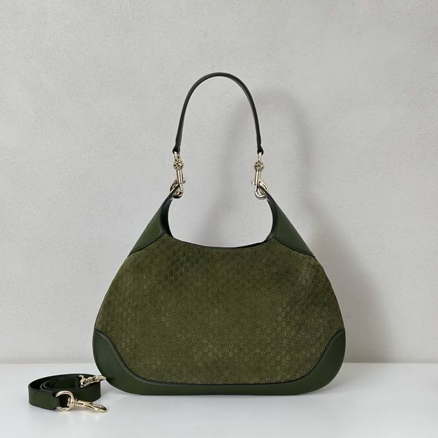 counter quality, top original goods, real shot! Model No. 834981 green velvet e