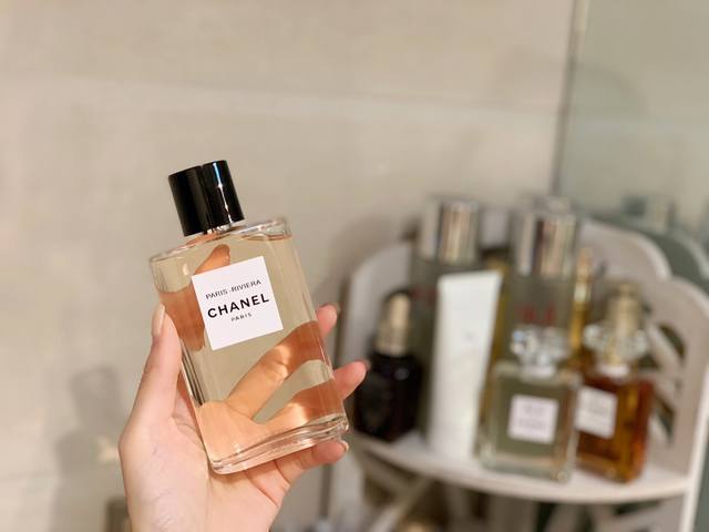 counter quality Fragrant Riviera A perfume that makes you smell expensive This