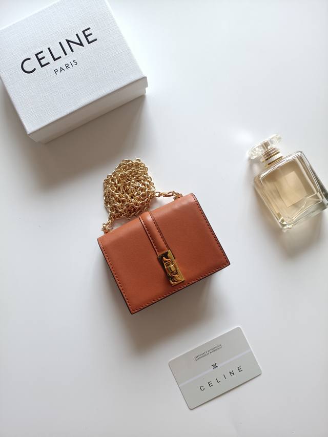 Celine latest chain card holder, Triomphe flap chain card holder, can be carried