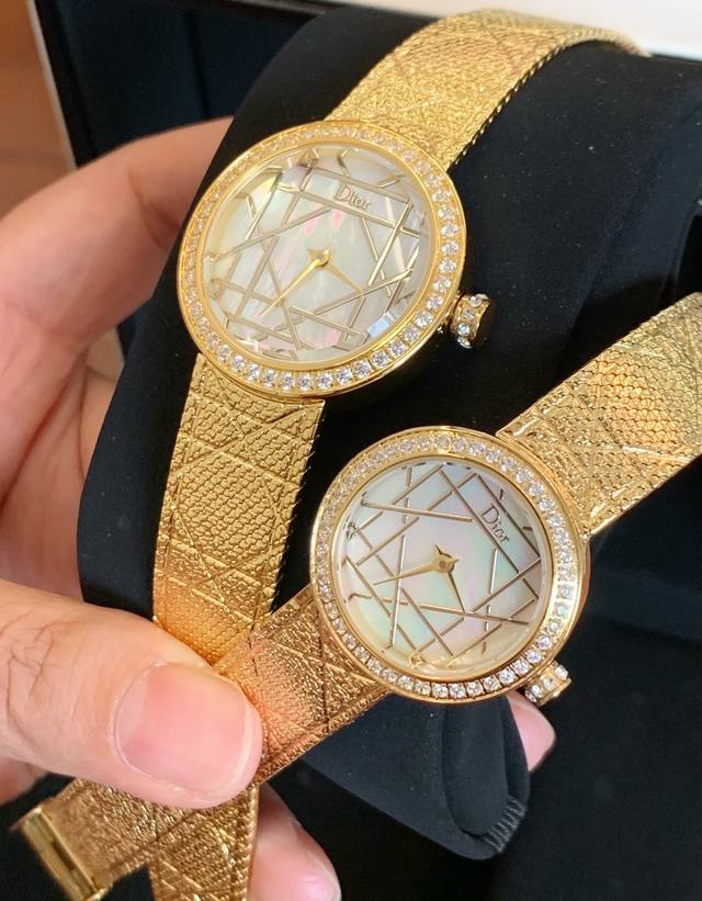 Gold and white, same price Dior La D My Dior Cd04111X1248 Cd04115X1251 series wa