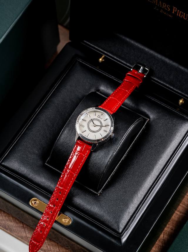 The price of gold and silver has been upgraded too fast, and it has been comple