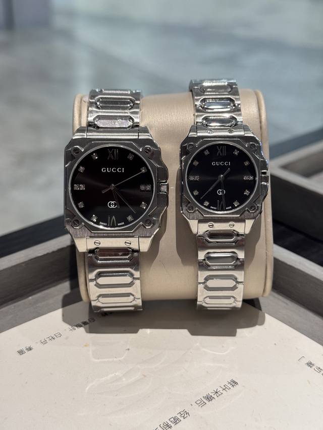 Platinum 470 Men's 36mm. Women's 30mm. Gucci new watch III New G-Flat Savage st Platinum 470 Men's 36mm. Women's 30mm. Gucci new watch III New G-Flat Savage st