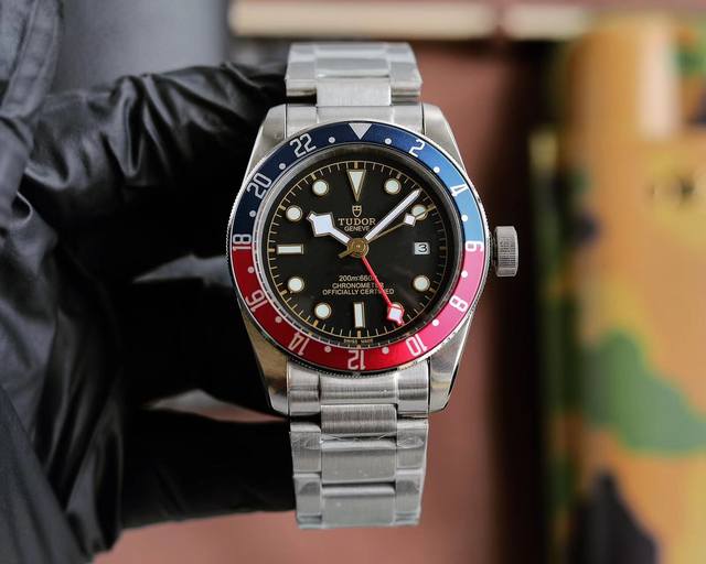 white leather steel band +20 Tudor Biwan series equipped with fully automatic p white leather steel band +20 Tudor Biwan series equipped with fully automatic p