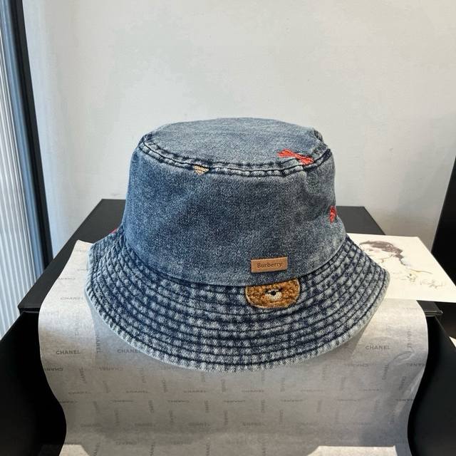 Burberry巴宝莉新款牛仔渔夫帽，头围57Cm