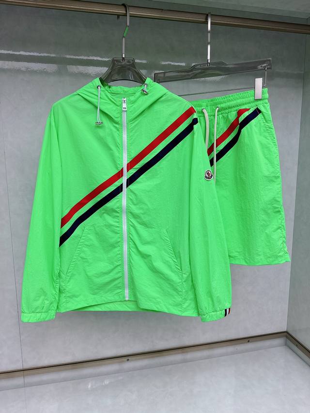 Tb 2510Ss Spring/Summer new short-sleeved suit, unisex. The upper body effect is