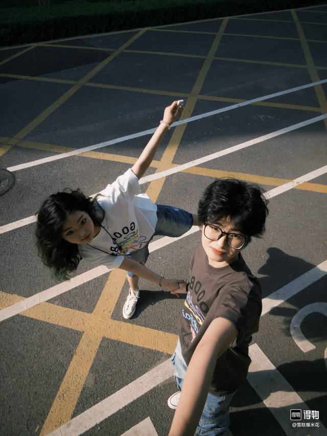 Bai04 Goodbai Logo Multicolor Print Round Neck Oversize Short Sleeve T-shirt Col