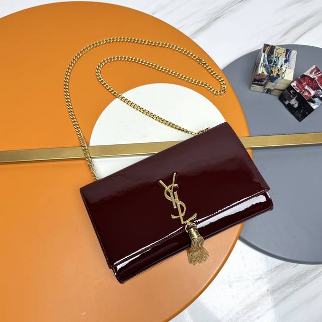 YSL Yves Saint Laurent patent leather. Long-awaited. Patent leather is always th YSL Yves Saint Laurent patent leather. Long-awaited. Patent leather is always th