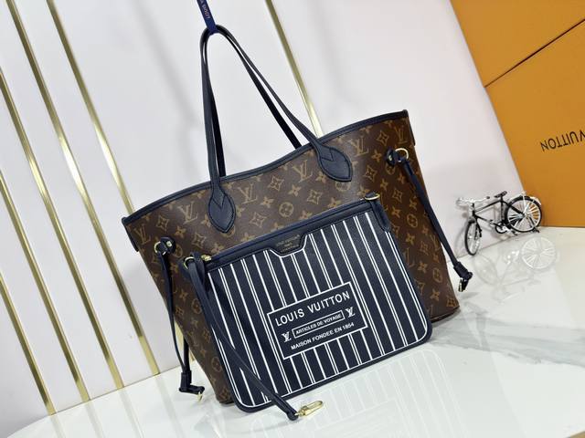 升级原版 14994蓝色 M11946黑色 M12061棕色Neverfull Inside Out 中号手袋以 Monogram 帆布与粒面皮革演绎崭新双面设