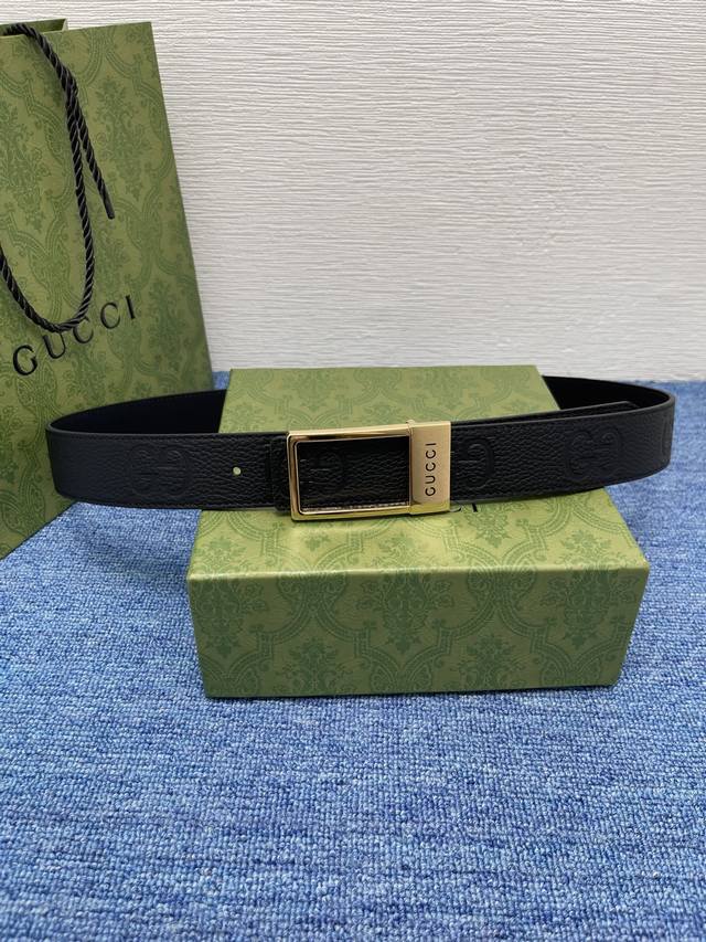 Brand: Gucci Description: Crafted from premium Gucci Signature leather, this bel