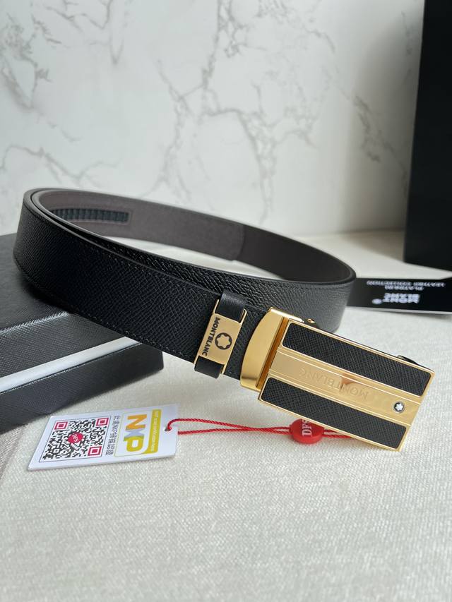 品名：万宝龙.Montblanc 腰带 自动皮带 型号：自动带，原版新款纯钢材质自动扣，双面头层牛皮实物拍摄，材料：百分百头层牛皮，保证真皮。专柜同等质量，双面