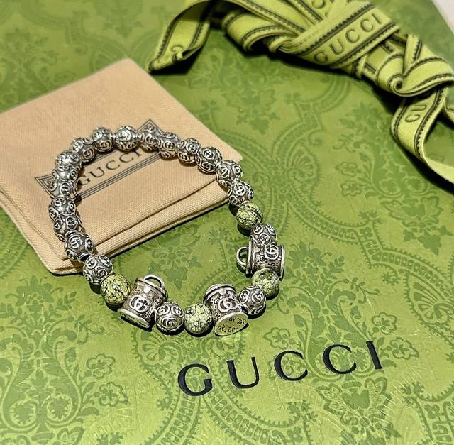 古驰手链男女同款 最新款搭配手链档次更高明星同款Anger Forest系列双G玛瑙水晶手链尺寸:16-24厘米细节对版做旧处理 非市面亮面版型 非市面普通做工