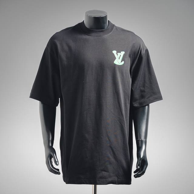 Louisviutton 路易威登 Lv 25Ss后背彩色字母Logo印花短袖T恤 爆款现货春夏短袖，简约基础衣橱神器， 休闲百搭必备款 做工走线质感一流，常规