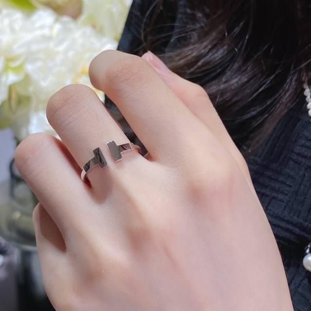 升级版本 V金材质 5240130 黄金没货 Cnc最高版本 码数5678。Tiffany蒂芙尼双T光面戒指电镀双层厚金！真金质感！！做了银色，玫瑰金，黄金，开