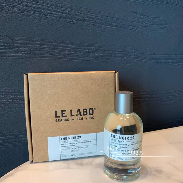 专柜品质 品名：香水实验室 Le Labo 红茶29 属性：中性香 香调：馥奇香调 前调：香柠檬 无花果 月桂叶 中调：雪松 香根草 麝香 后调：干草 烟草