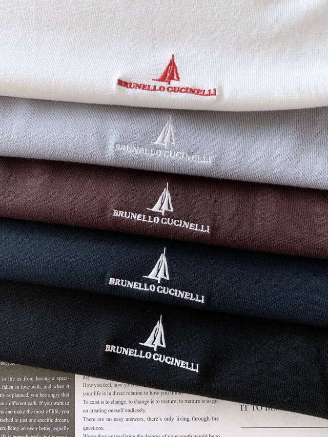 Brunello Cucinelli 布鲁奈罗.库奇内利 2025Fw早秋新品 Bc极简精粹高级休闲套头打底衫，品质控推荐入手 接触Bc必定是精品才会推荐.有着