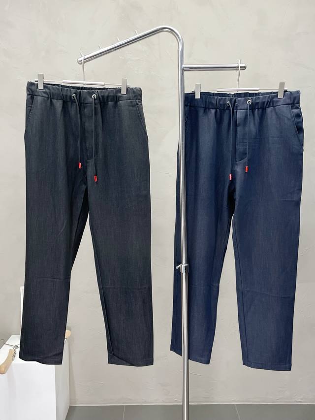 Kiton's exclusive new high-end casual pants! Custom-made fabrics are breathable Kiton's exclusive new high-end casual pants! Custom-made fabrics are breathable