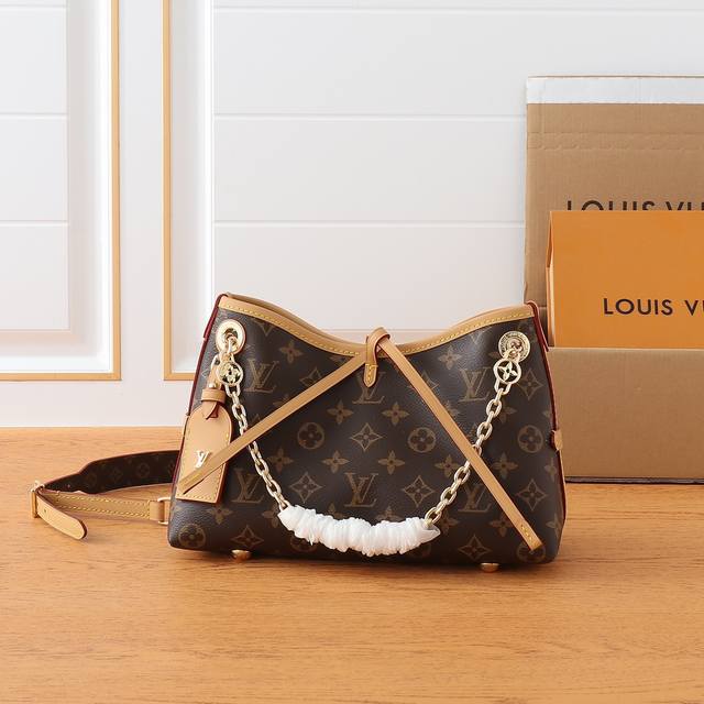 An updated take on the original M13014 Monogram Shopping Bag Collection, this Ca An updated take on the original M13014 Monogram Shopping Bag Collection, this Ca