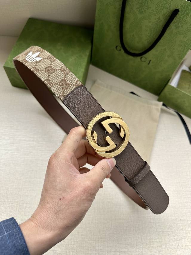 Wide Band 4.0cm Gucci As part of the adidas x Gucci collaboration, this leather Wide Band 4.0cm Gucci As part of the adidas x Gucci collaboration, this leather