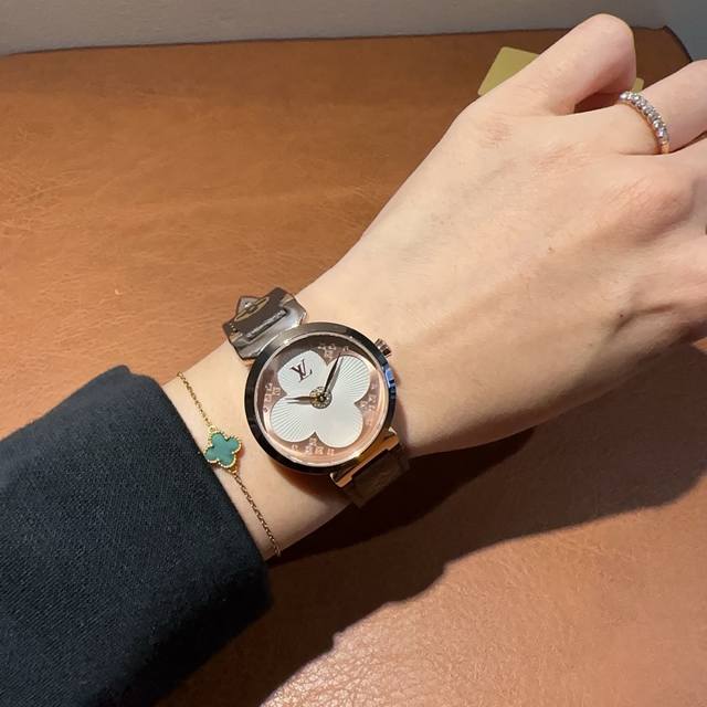 Lv Louis Vuitton two-hand super hot model sapphire mirror, Swiss imported quartz