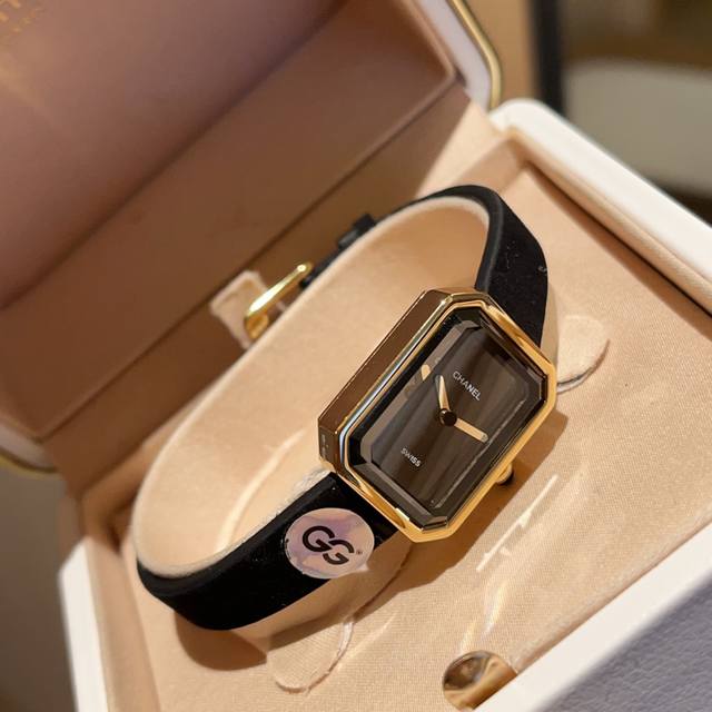 Pin buckle Chanel Black and Gold Sugar Cube Women's Quartz Watch, size 2025mm. Pin buckle Chanel Black and Gold Sugar Cube Women's Quartz Watch, size 2025mm.