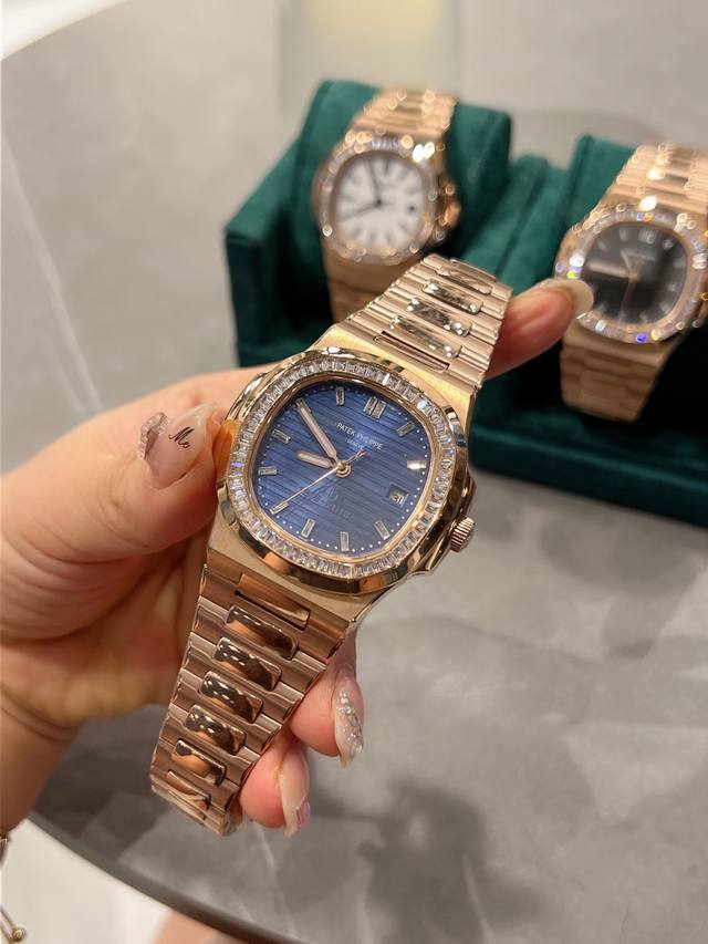 Gold and silver are the same price. Patek Philippe Nautilus 5711, the king of st