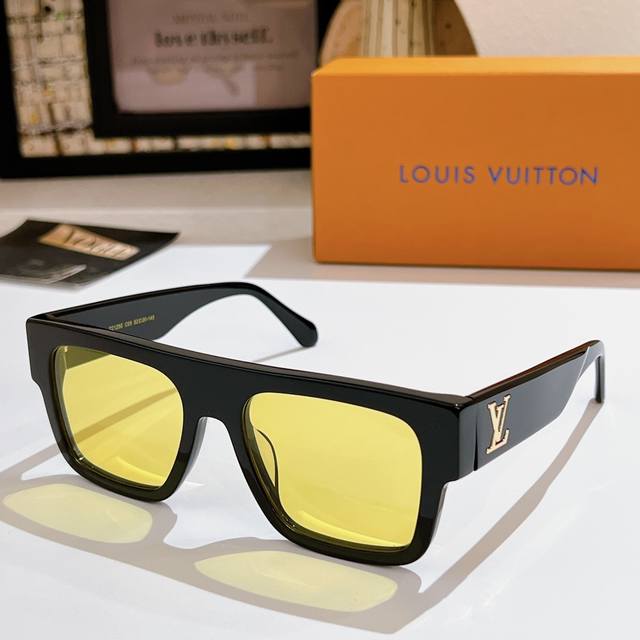 Louis Vuitto* Mod Louis Vuitto* Mod
