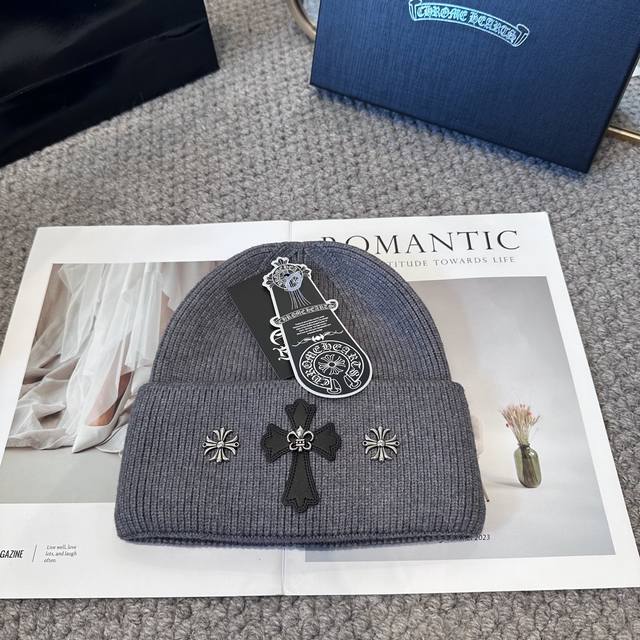 Chrome Hearts Autumn and Winter Wool Knitted Beanie This must be a favorite of