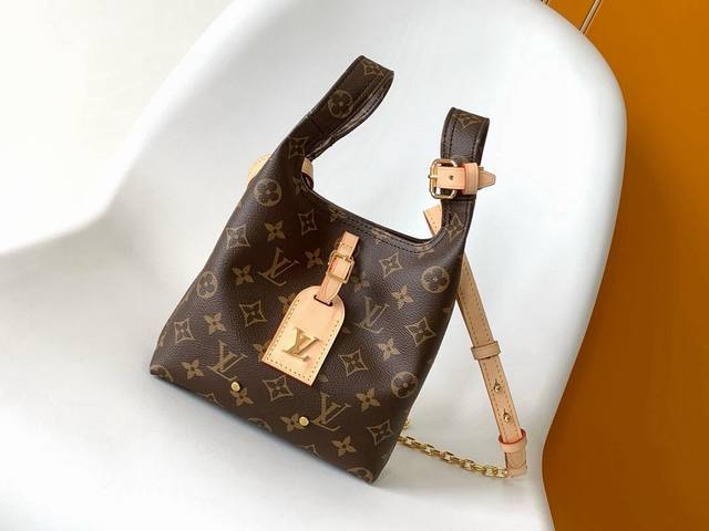 Lv Atlantis Bb菜篮子 Lv这波赢麻了，Atlantis Bb菜篮子包直接狙击少女心 谁说大牌只能端着？这包浑身写着“年轻感”！ 对比爱马仕菜篮子的