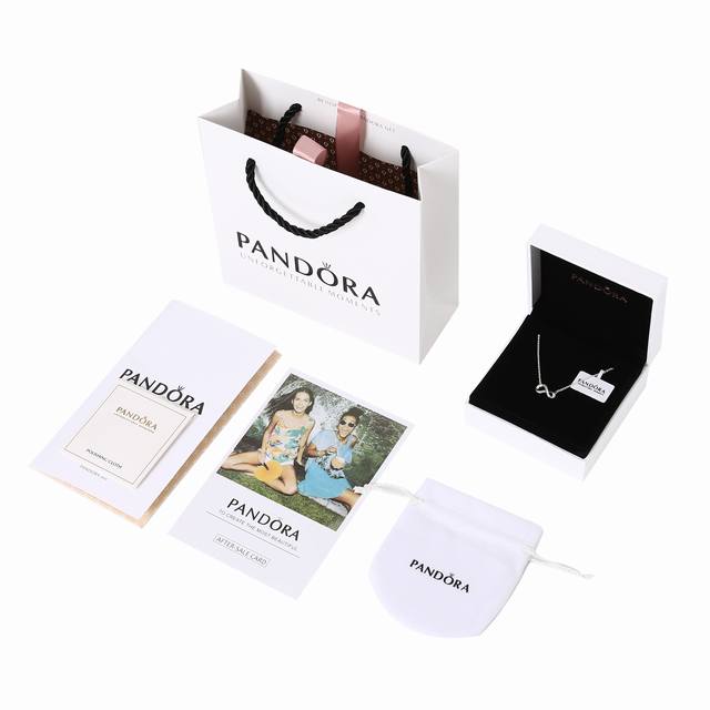 pandora 潘多拉 闪亮 永恒符号项链 潘多拉新款，采用缠绕永恒符号∞镂空设计晶莹闪耀，象征维系亲情的永恒之爱！永恒符号中部突出曲线缔造醒目的立体造型，七颗