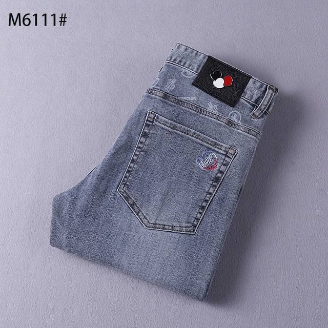 Style: M6111 Spring/Summer Small Straight Jeans Size: 29-42 Style: M6111 Spring/Summer Small Straight Jeans Size: 29-42