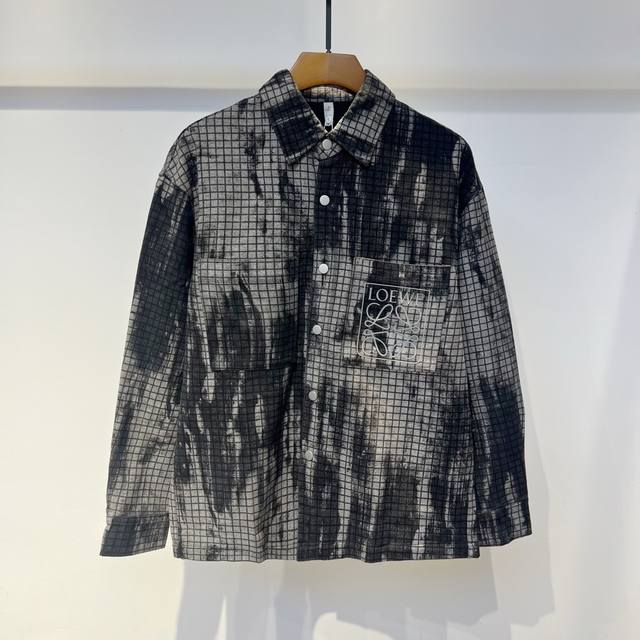 Luo 1wei's new 2025 autumn shirt catwalk model. This year's latest and most fas